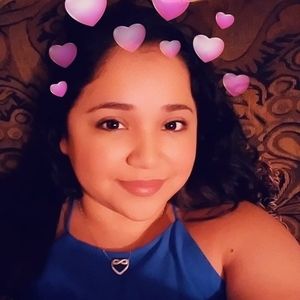 Meet your Posher, Selena